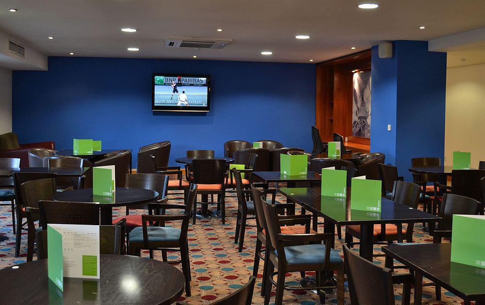 Holiday Inn Express Shrewsbury By Ihg Kültér fotó