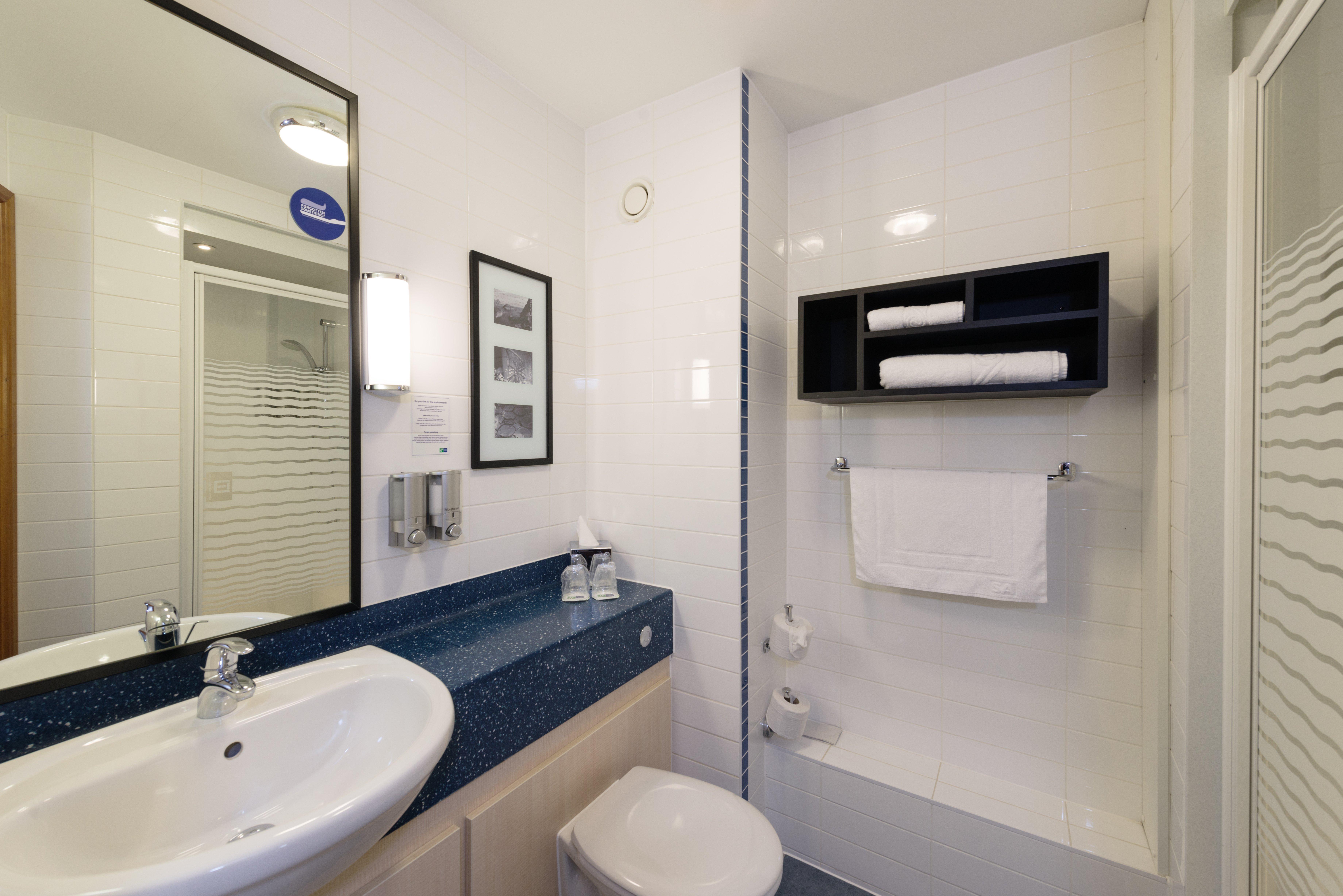 Holiday Inn Express Shrewsbury By Ihg Kültér fotó