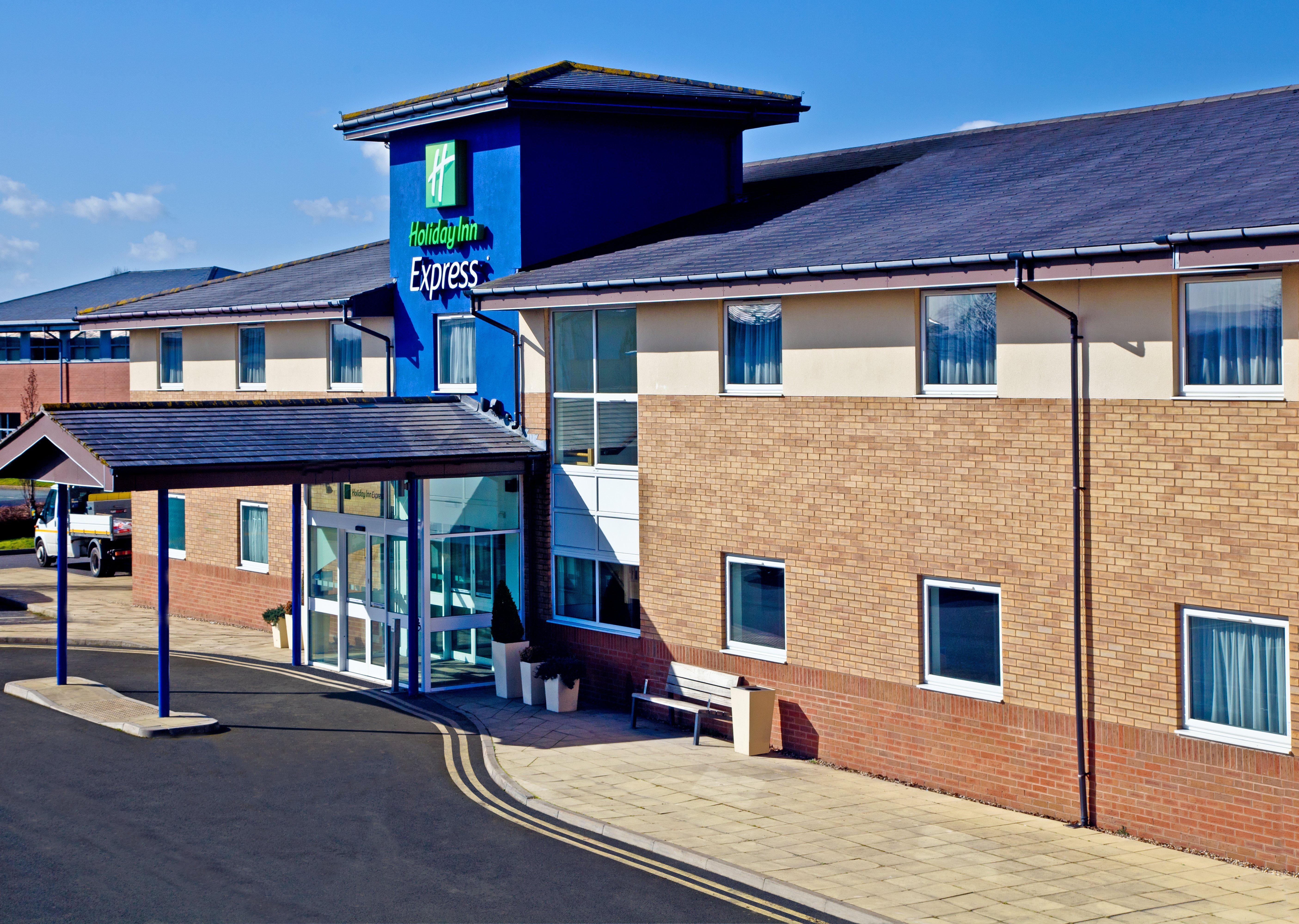 Holiday Inn Express Shrewsbury By Ihg Kültér fotó