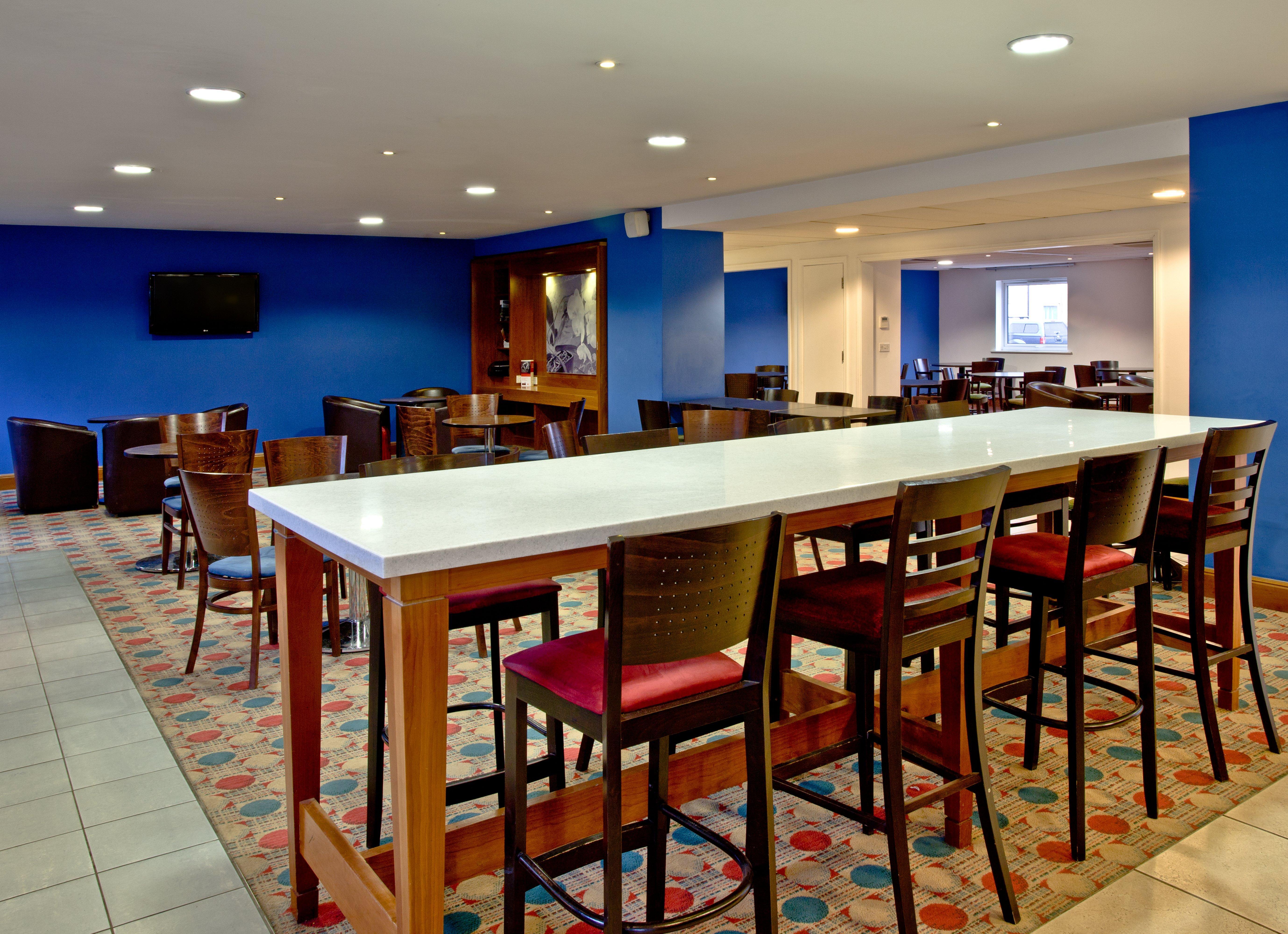 Holiday Inn Express Shrewsbury By Ihg Kültér fotó