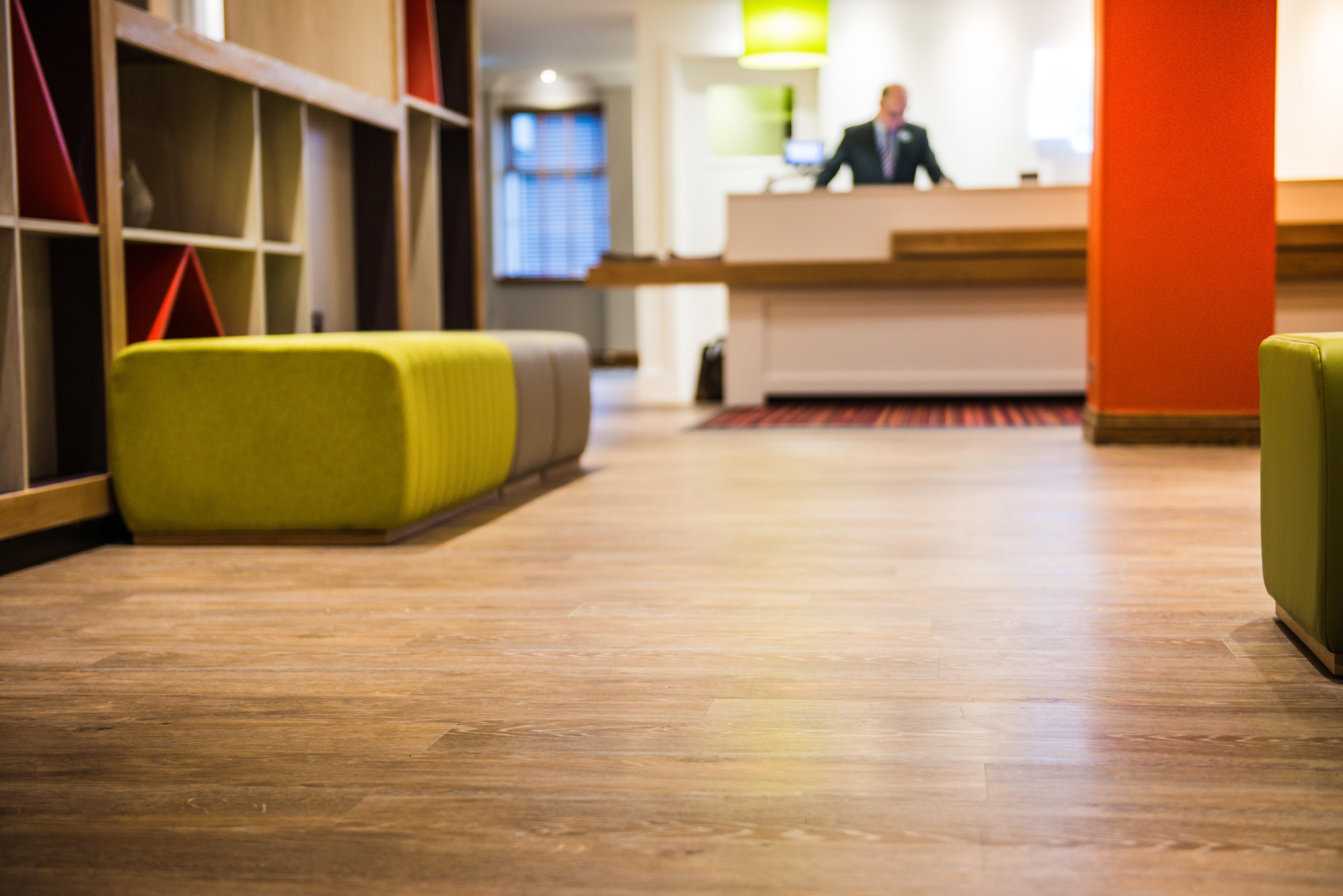 Holiday Inn Express Shrewsbury By Ihg Kültér fotó